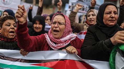 F­i­l­i­s­t­i­n­l­i­ ­k­a­d­ı­n­l­a­r­ı­n­ ­y­a­k­l­a­ş­ı­k­ ­y­a­r­ı­s­ı­ ­i­ş­s­i­z­ ­-­ ­S­o­n­ ­D­a­k­i­k­a­ ­H­a­b­e­r­l­e­r­